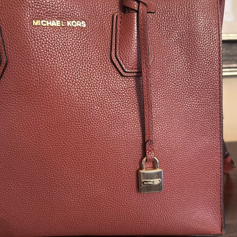 Michael Kors large Studio Mercer Satchel - Picture 6 of 8